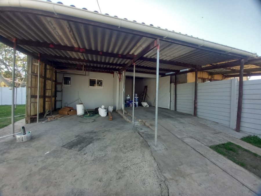 3 Bedroom Property for Sale in Cambridge West Eastern Cape